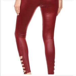 🆕  •Size M (4-6) • Faux Leather Style Leggings